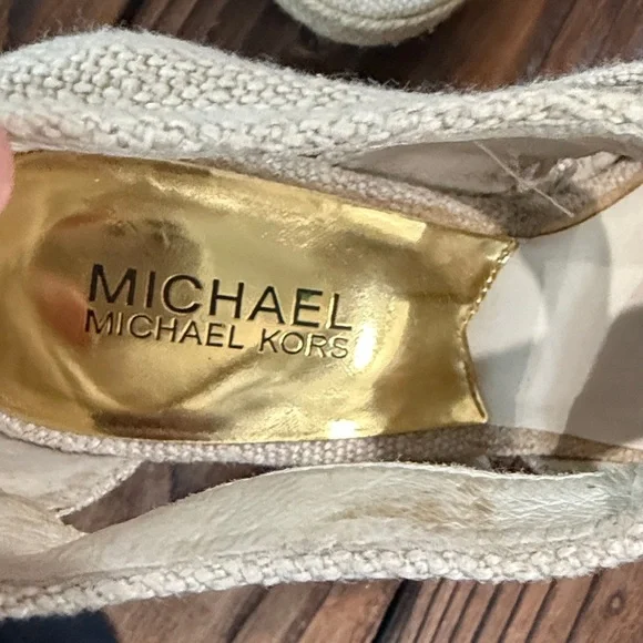 Michael Kors Beige Wedge Espadrille Sandals with Gold Zipper - Picture 5 of 7